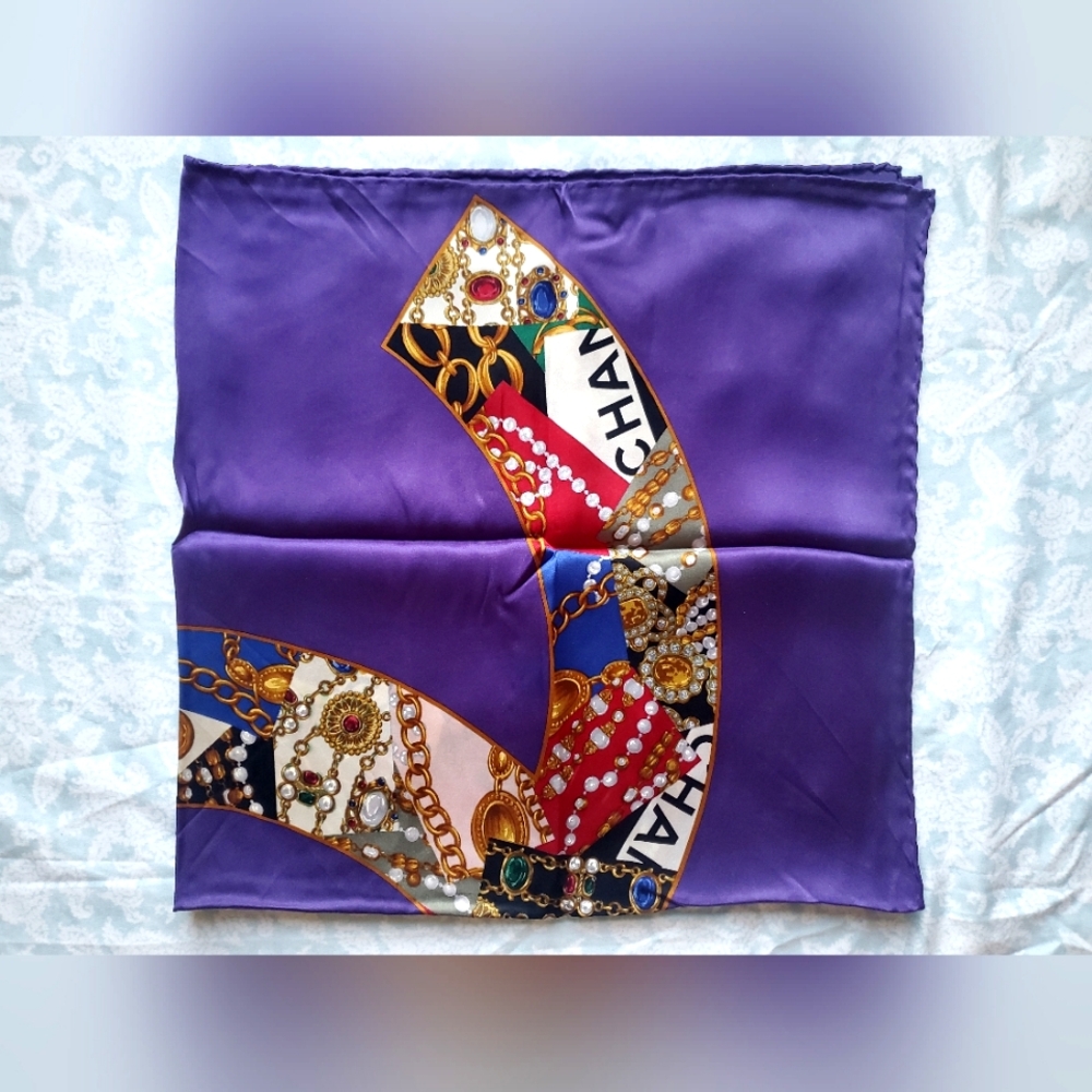 💜Chanel CC Jewel Print Scarf💜 - Picture 7 of 9